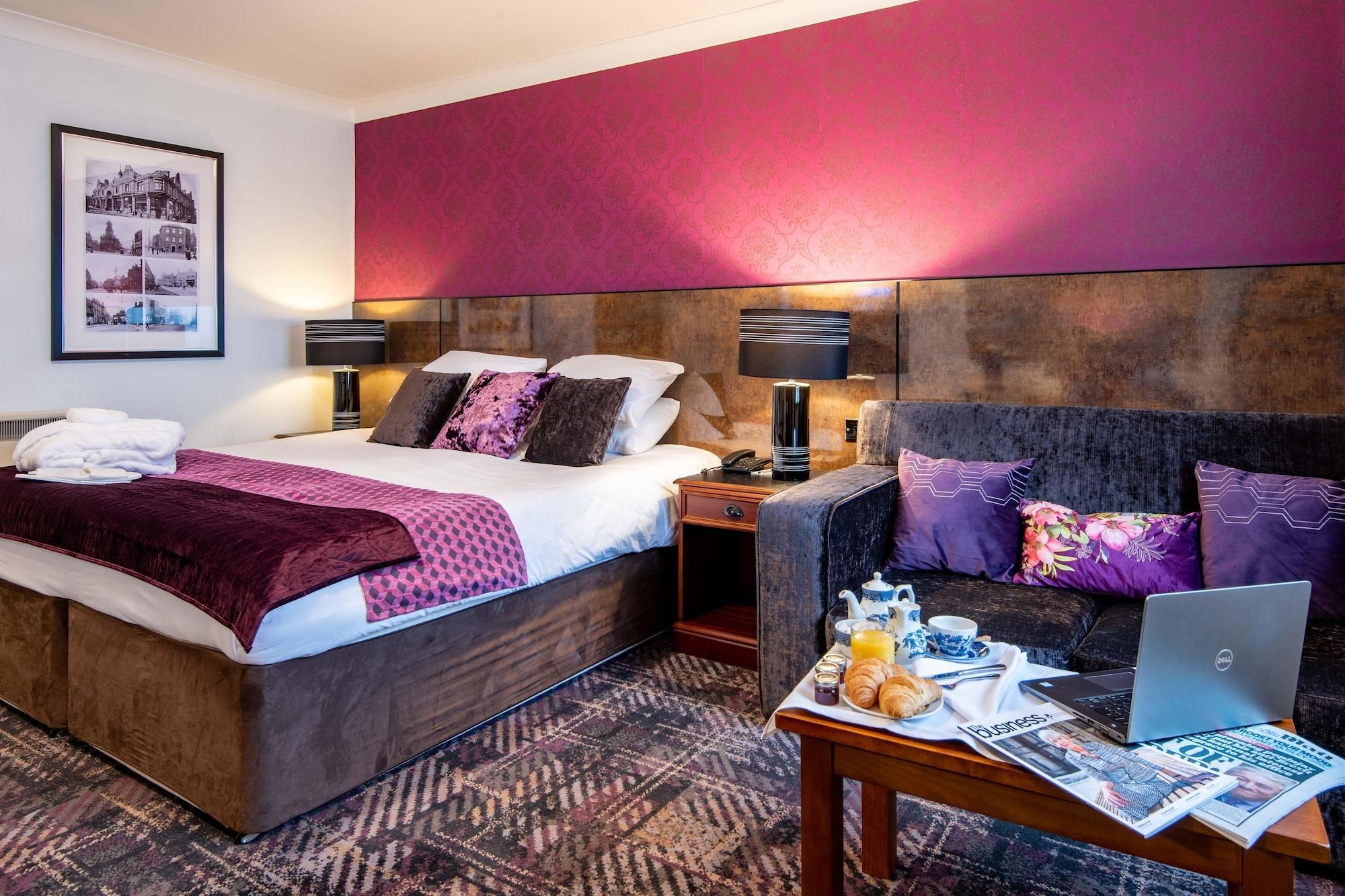 The Victoria Hotel Manchester By Compass Hospitality Oldham Exterior foto